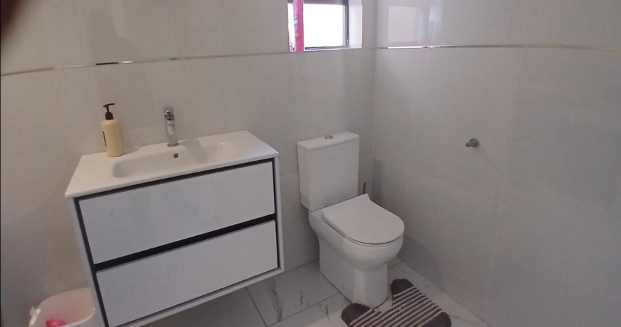 4 Bedroom Property for Sale in The Reeds Gauteng