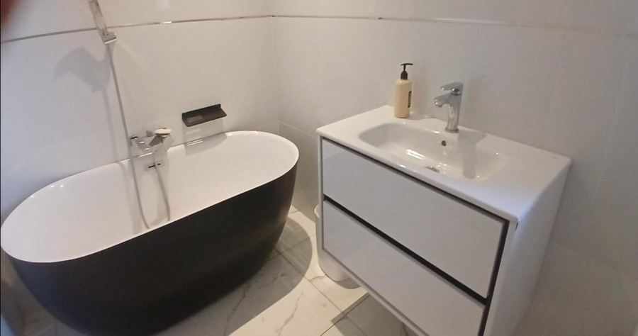 4 Bedroom Property for Sale in The Reeds Gauteng