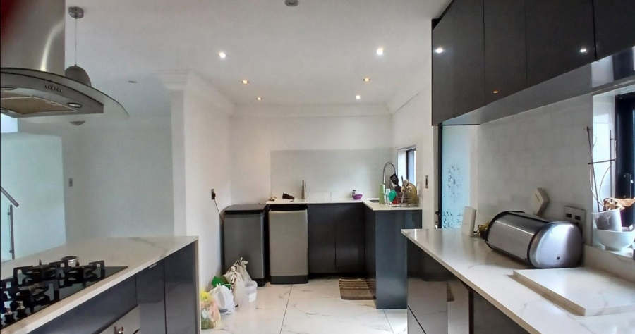 4 Bedroom Property for Sale in The Reeds Gauteng