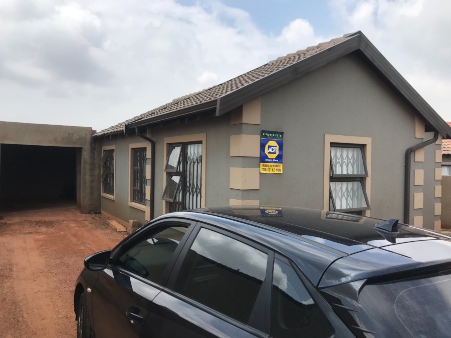 3 Bedroom Property for Sale in Toekomsrus Gauteng