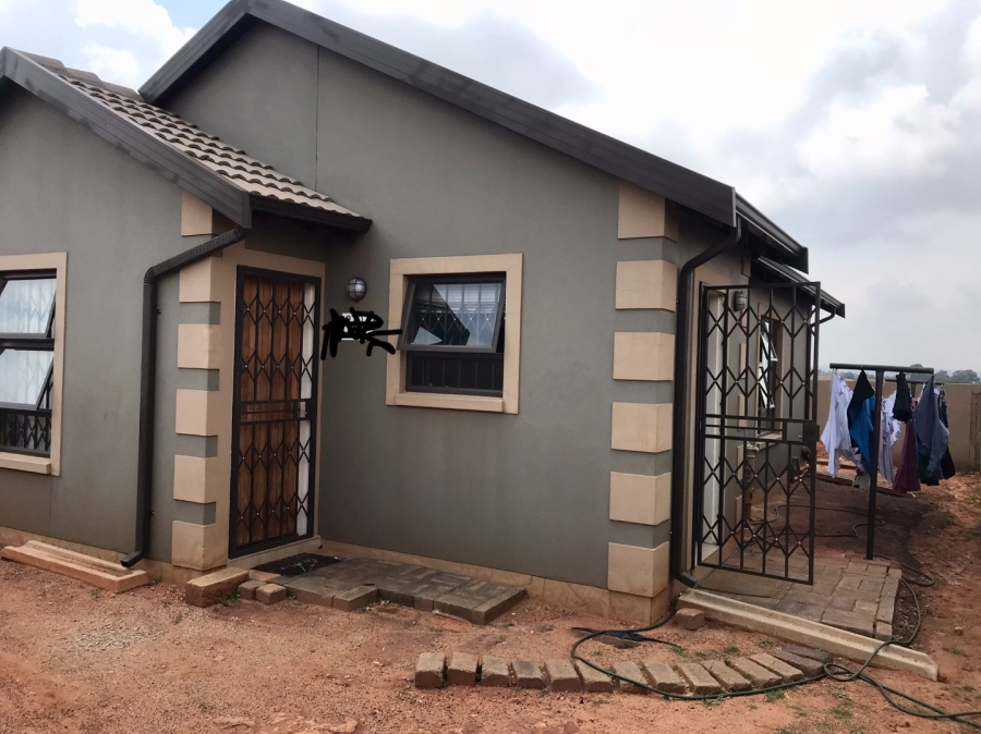 3 Bedroom Property for Sale in Toekomsrus Gauteng