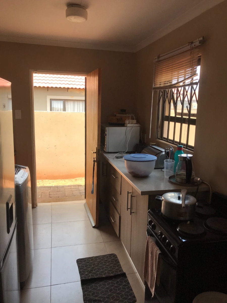 3 Bedroom Property for Sale in Toekomsrus Gauteng