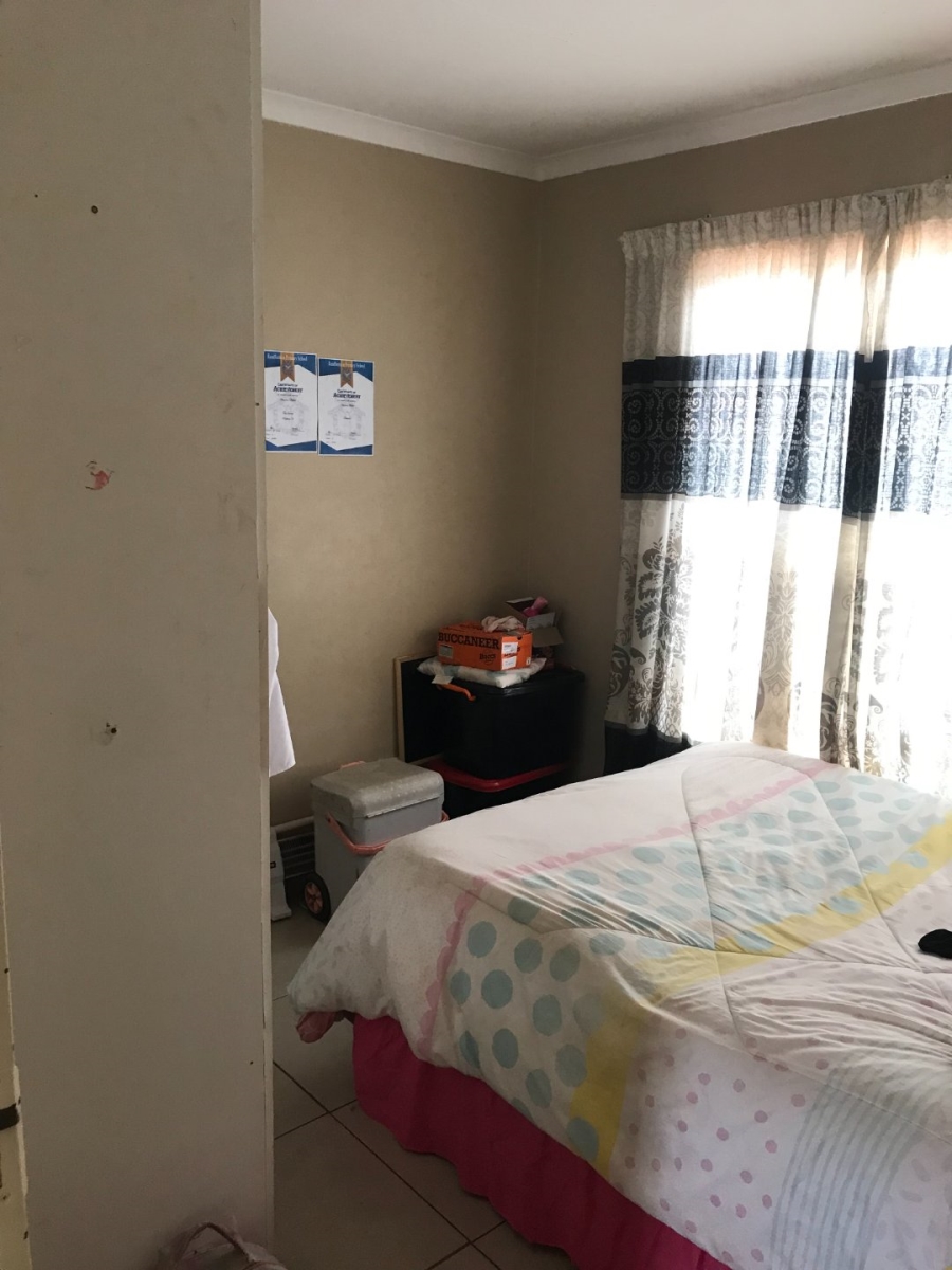 3 Bedroom Property for Sale in Toekomsrus Gauteng