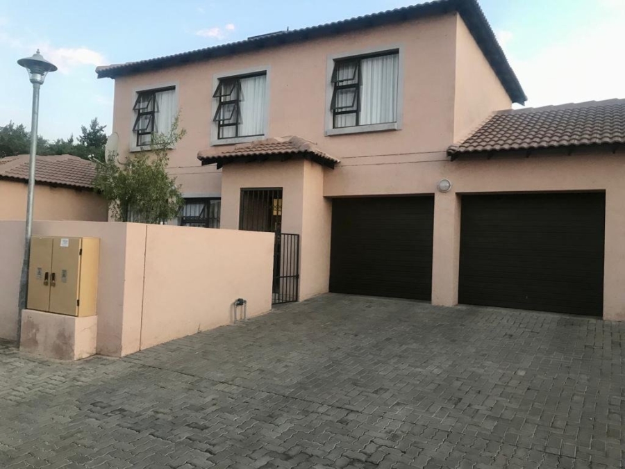 To Let  Bedroom Property for Rent in Montana Gauteng