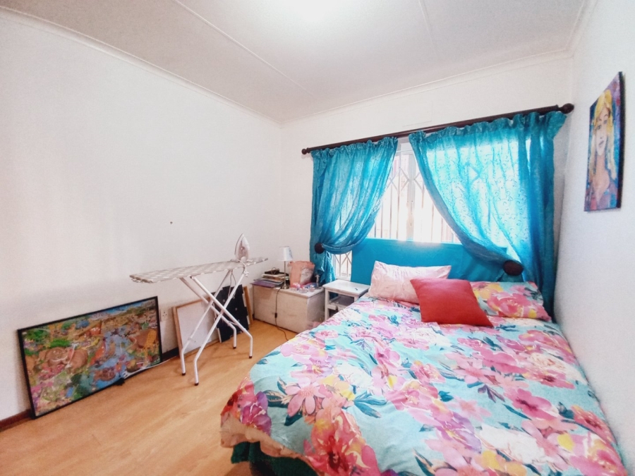 3 Bedroom Property for Sale in Rustivia Gauteng