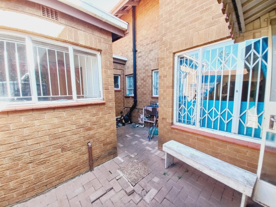 3 Bedroom Property for Sale in Rustivia Gauteng