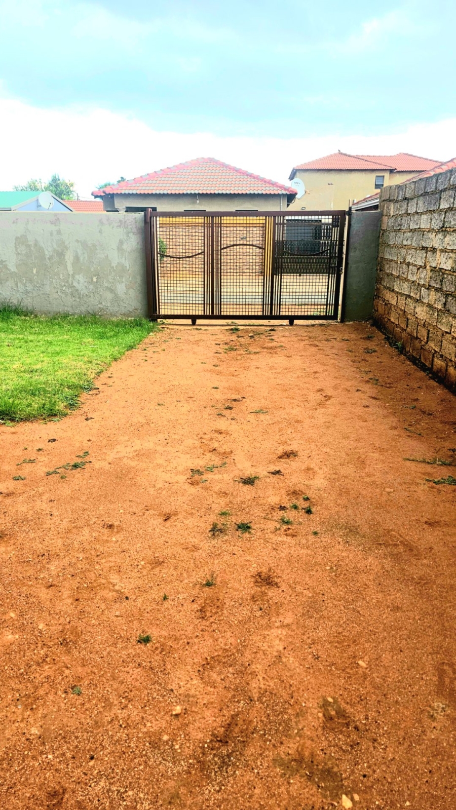 3 Bedroom Property for Sale in Protea Glen Gauteng