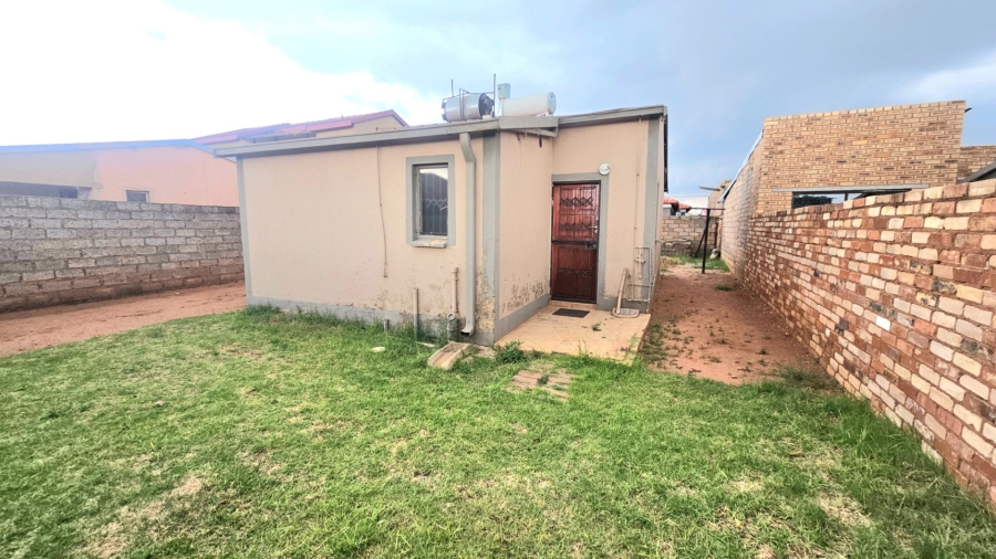 3 Bedroom Property for Sale in Protea Glen Gauteng