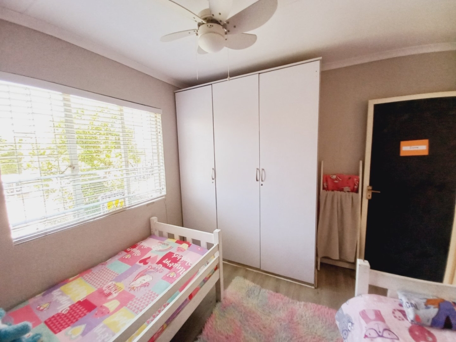 3 Bedroom Property for Sale in Greenstone Hill Gauteng