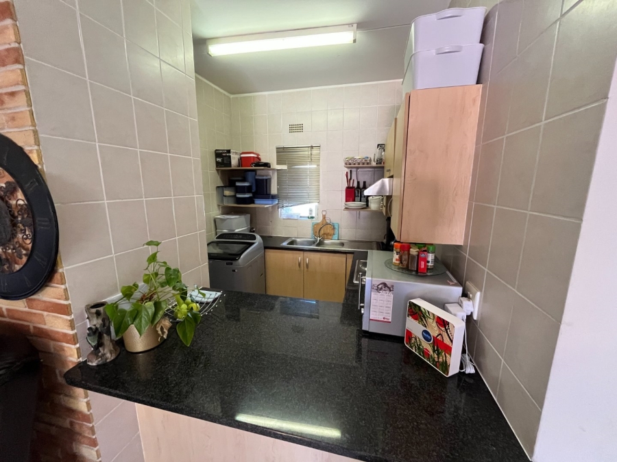 2 Bedroom Property for Sale in Lonehill Gauteng