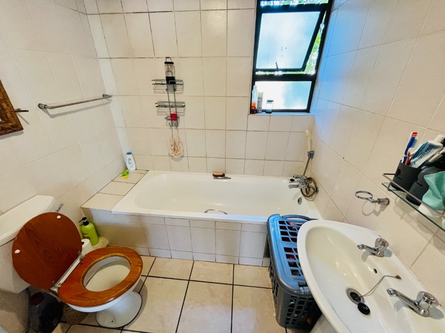 2 Bedroom Property for Sale in Lonehill Gauteng