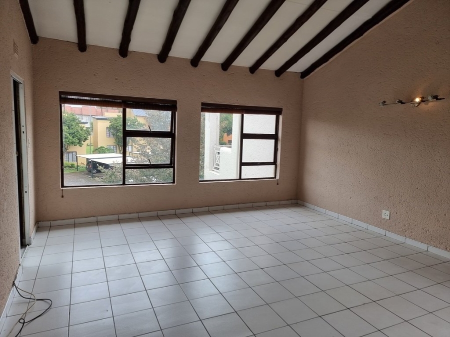 2 Bedroom Property for Sale in Eden Glen Gauteng