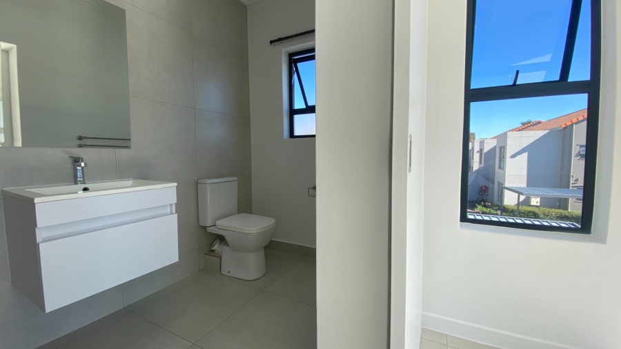 To Let 3 Bedroom Property for Rent in Fourways Gauteng