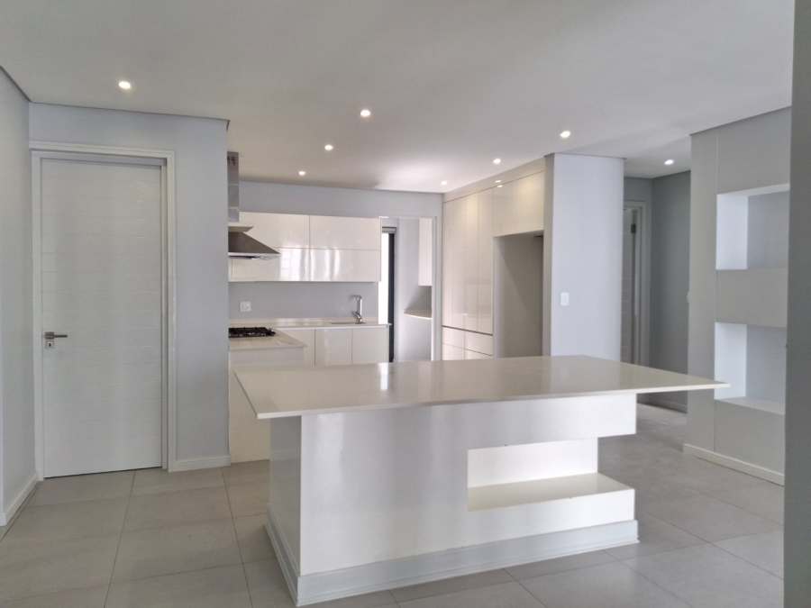 To Let  Bedroom Property for Rent in Sandown Gauteng