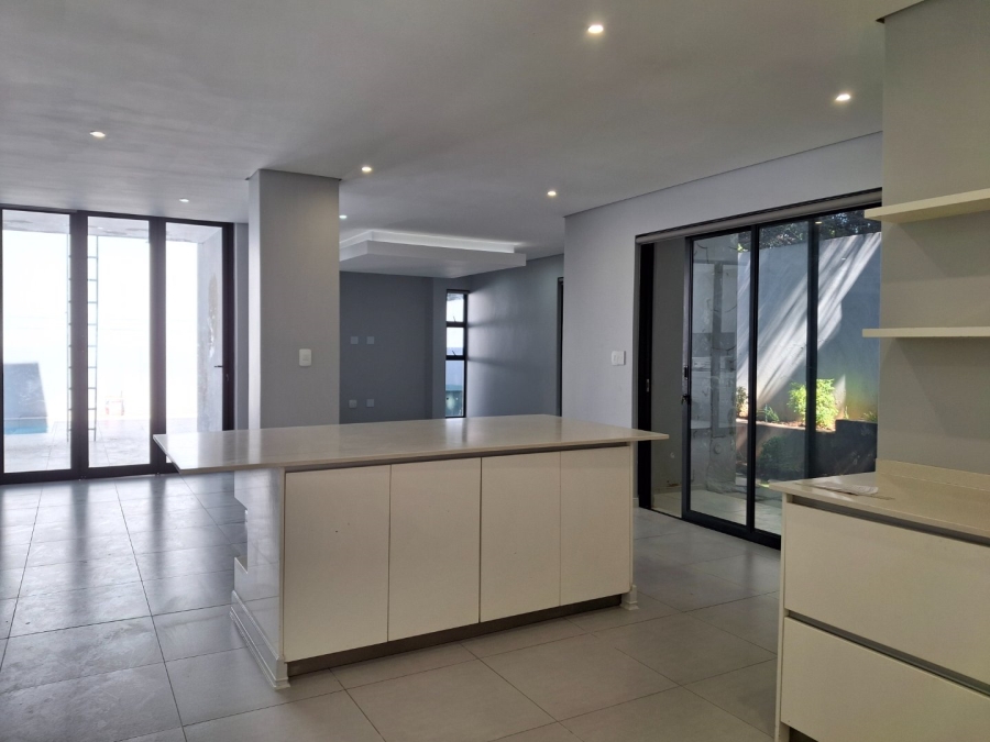 To Let  Bedroom Property for Rent in Sandown Gauteng