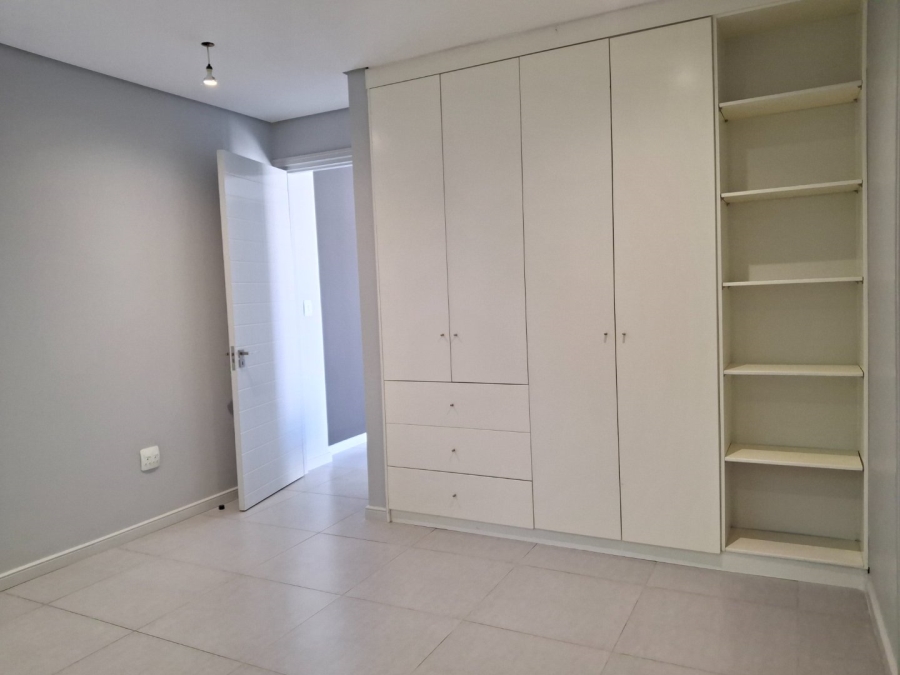 To Let  Bedroom Property for Rent in Sandown Gauteng