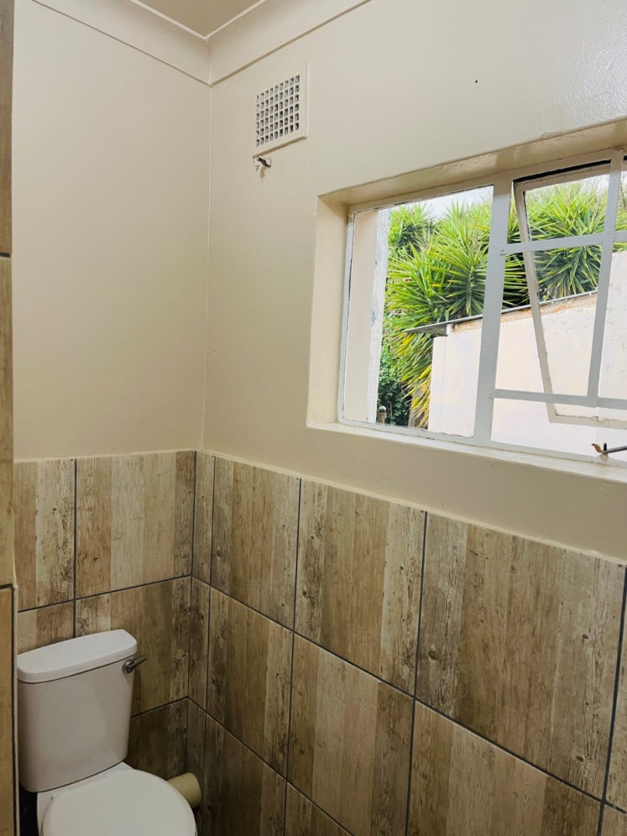 To Let 1 Bedroom Property for Rent in Kensington Gauteng