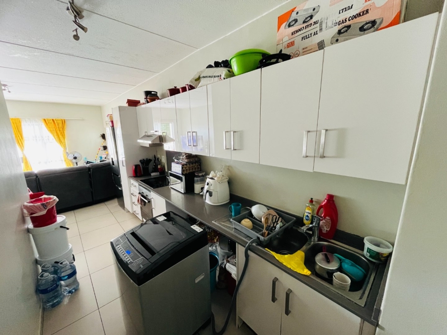 2 Bedroom Property for Sale in North Riding Gauteng