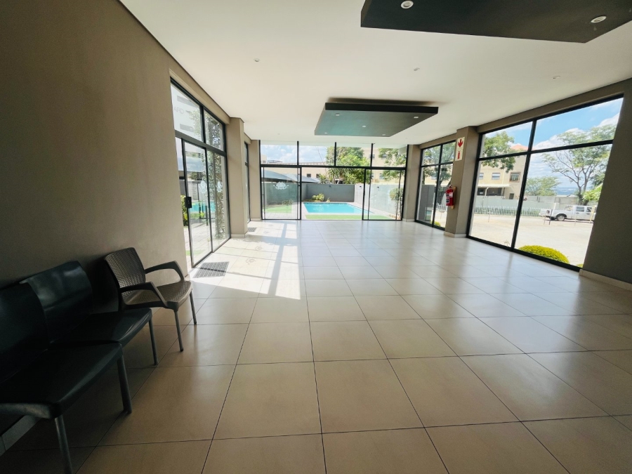 2 Bedroom Property for Sale in North Riding Gauteng