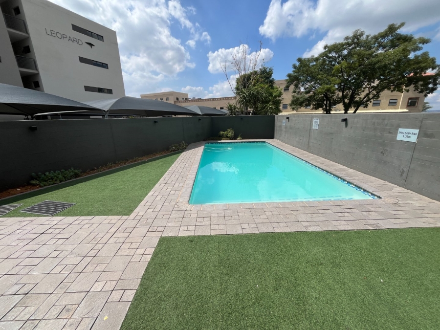 2 Bedroom Property for Sale in North Riding Gauteng