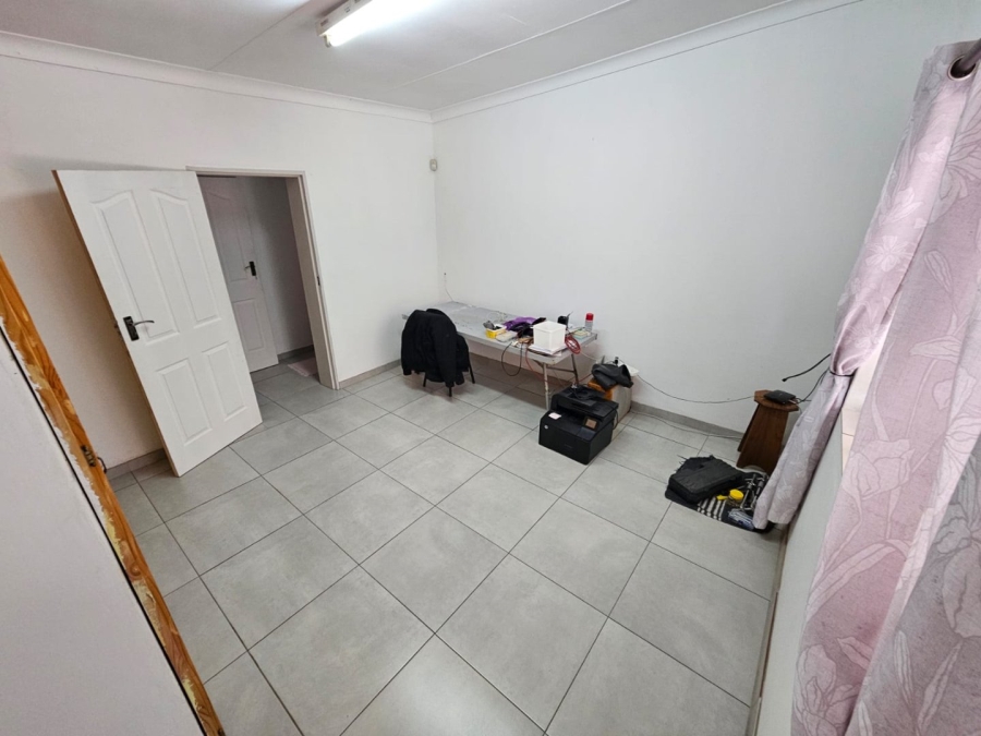 Commercial Property for Sale in Kameeldrift West Gauteng