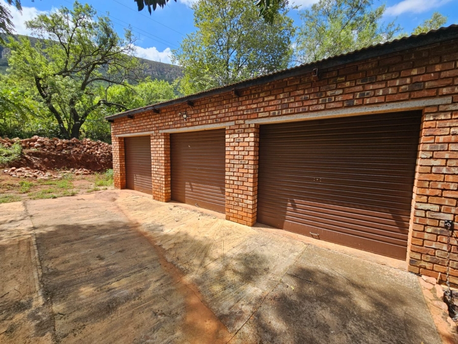 Commercial Property for Sale in Kameeldrift West Gauteng