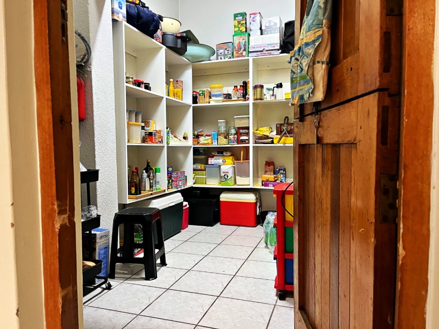 4 Bedroom Property for Sale in Wierda Park Gauteng