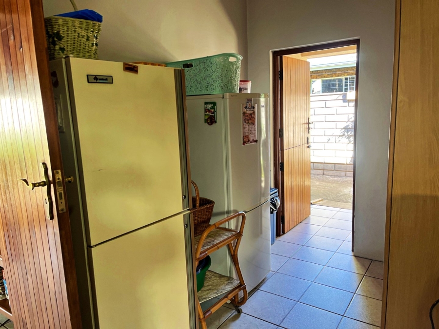 4 Bedroom Property for Sale in Wierda Park Gauteng