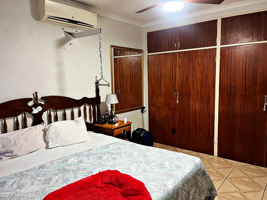 4 Bedroom Property for Sale in Wierda Park Gauteng