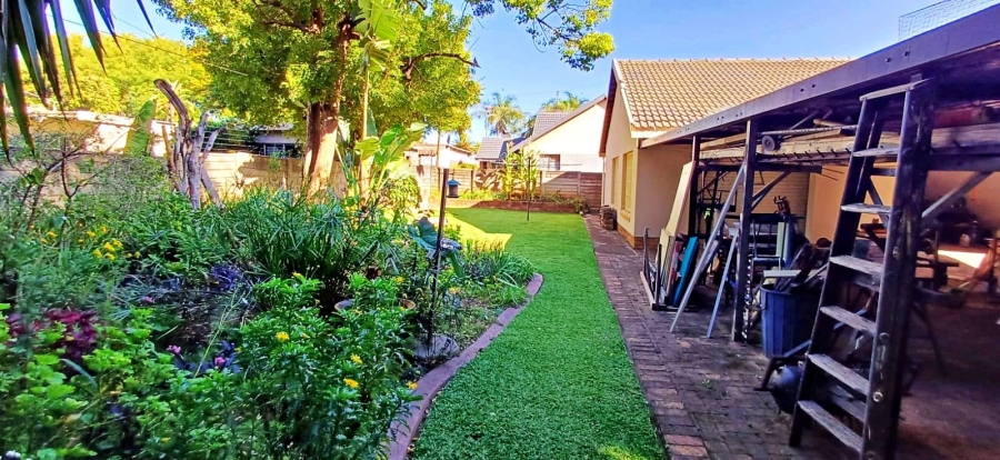 4 Bedroom Property for Sale in Wierda Park Gauteng