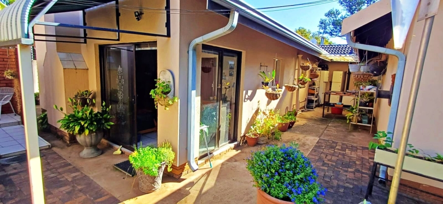 4 Bedroom Property for Sale in Wierda Park Gauteng