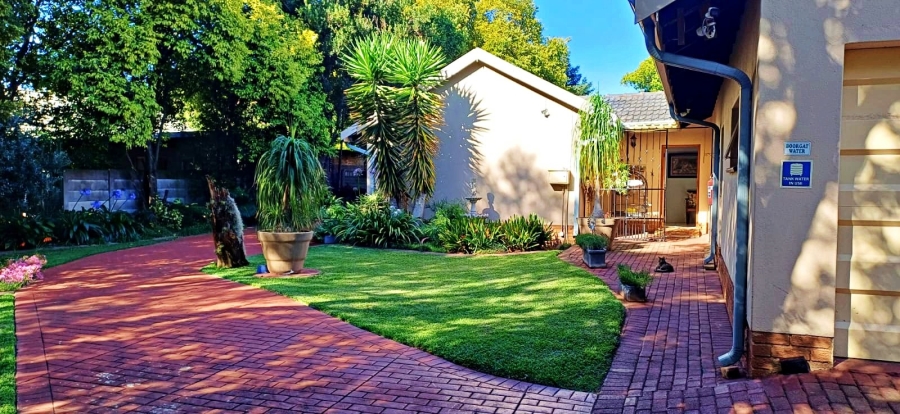 4 Bedroom Property for Sale in Wierda Park Gauteng