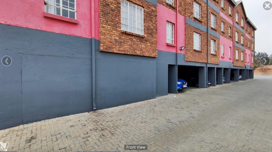 2 Bedroom Property for Sale in Ravenswood Gauteng