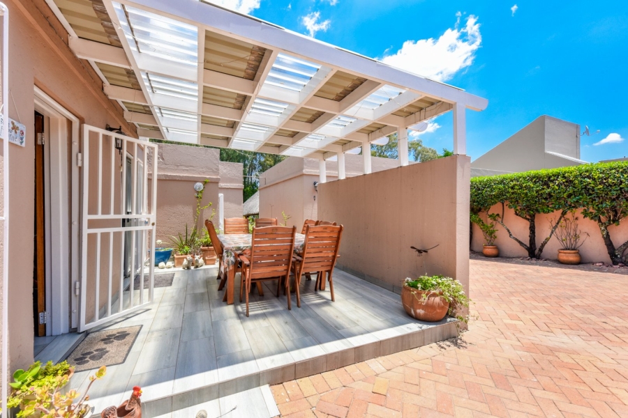 3 Bedroom Property for Sale in Douglasdale Gauteng