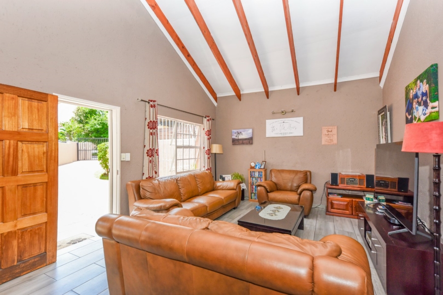 3 Bedroom Property for Sale in Douglasdale Gauteng