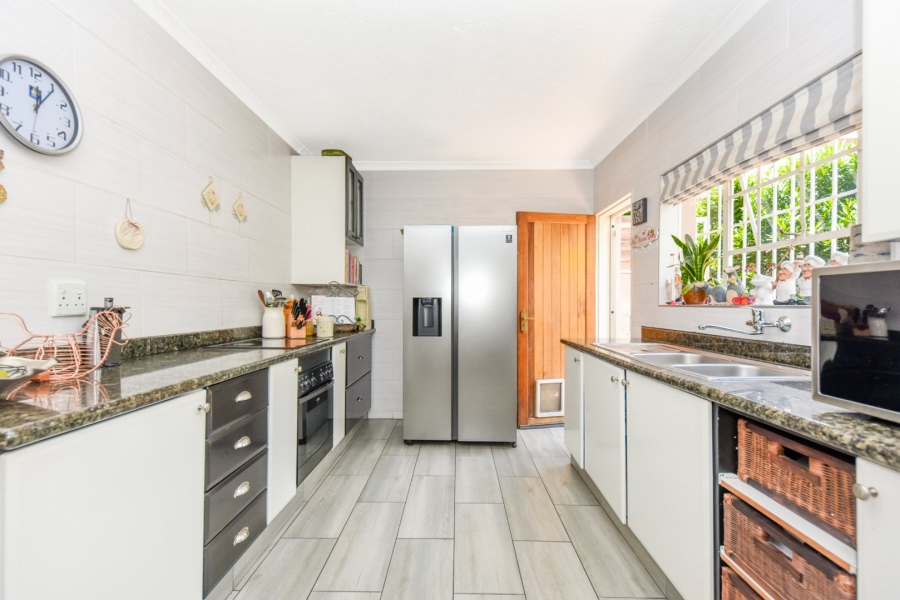 3 Bedroom Property for Sale in Douglasdale Gauteng