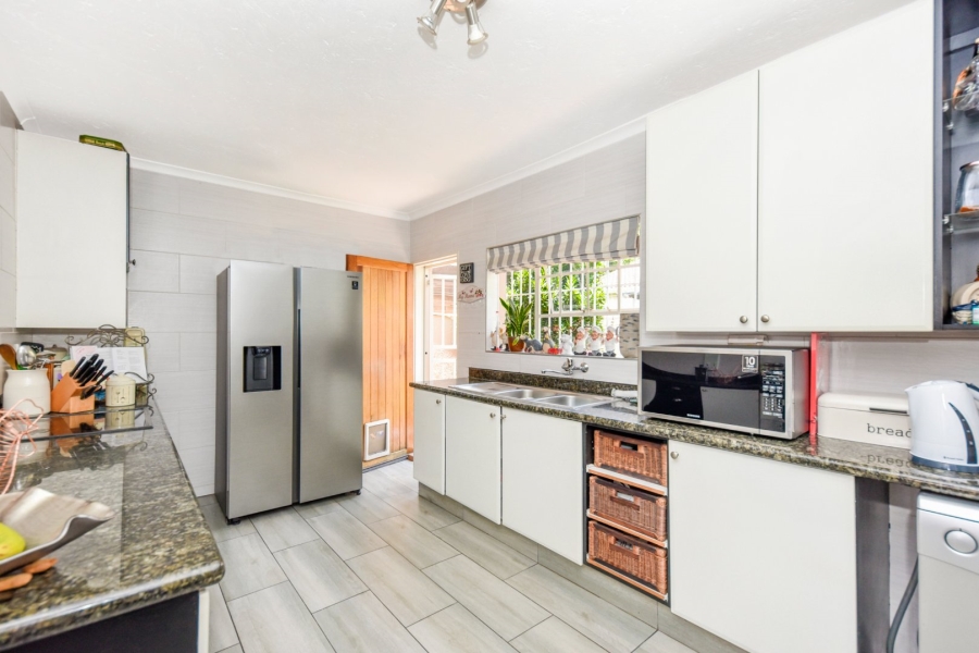 3 Bedroom Property for Sale in Douglasdale Gauteng