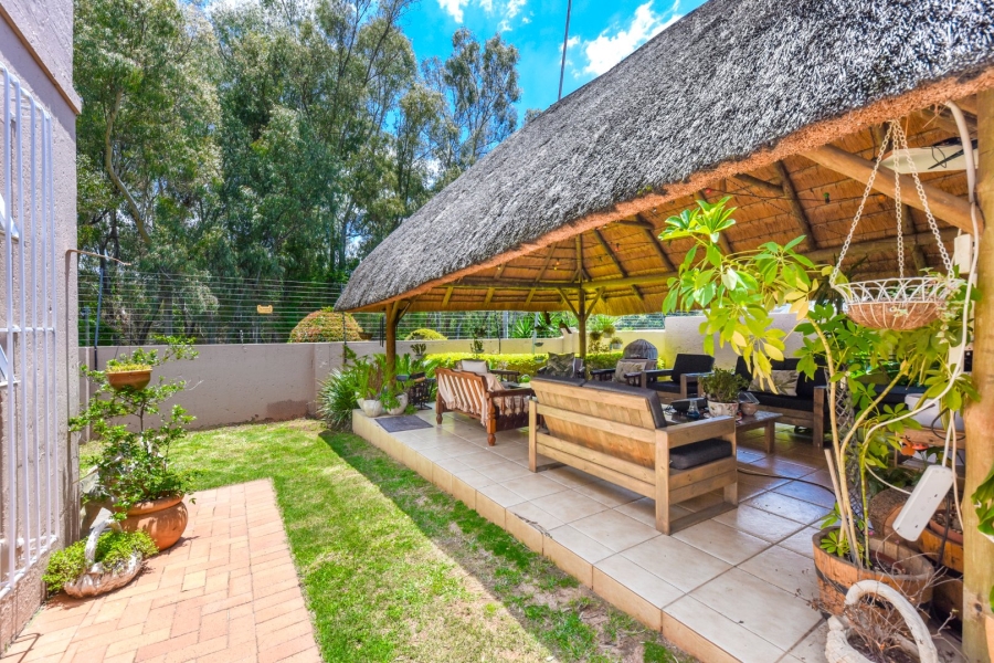 3 Bedroom Property for Sale in Douglasdale Gauteng