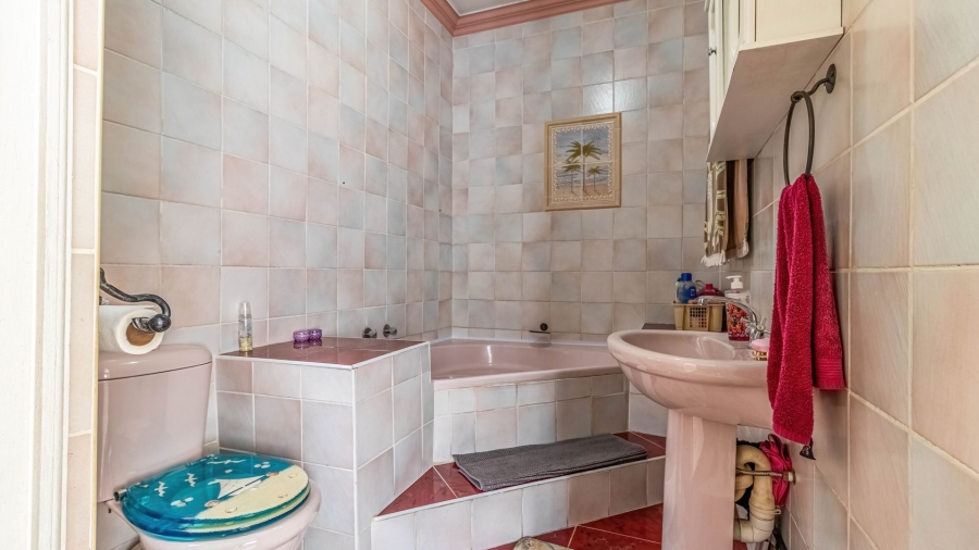 4 Bedroom Property for Sale in Edendale Gauteng