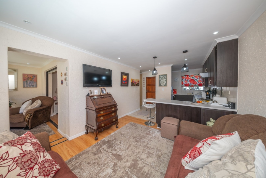 1 Bedroom Property for Sale in Eden Glen Gauteng