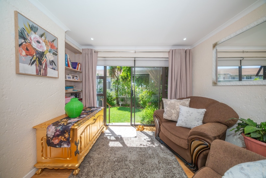 1 Bedroom Property for Sale in Eden Glen Gauteng