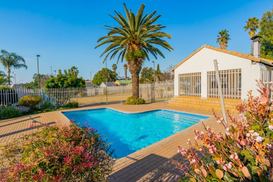 1 Bedroom Property for Sale in Eden Glen Gauteng