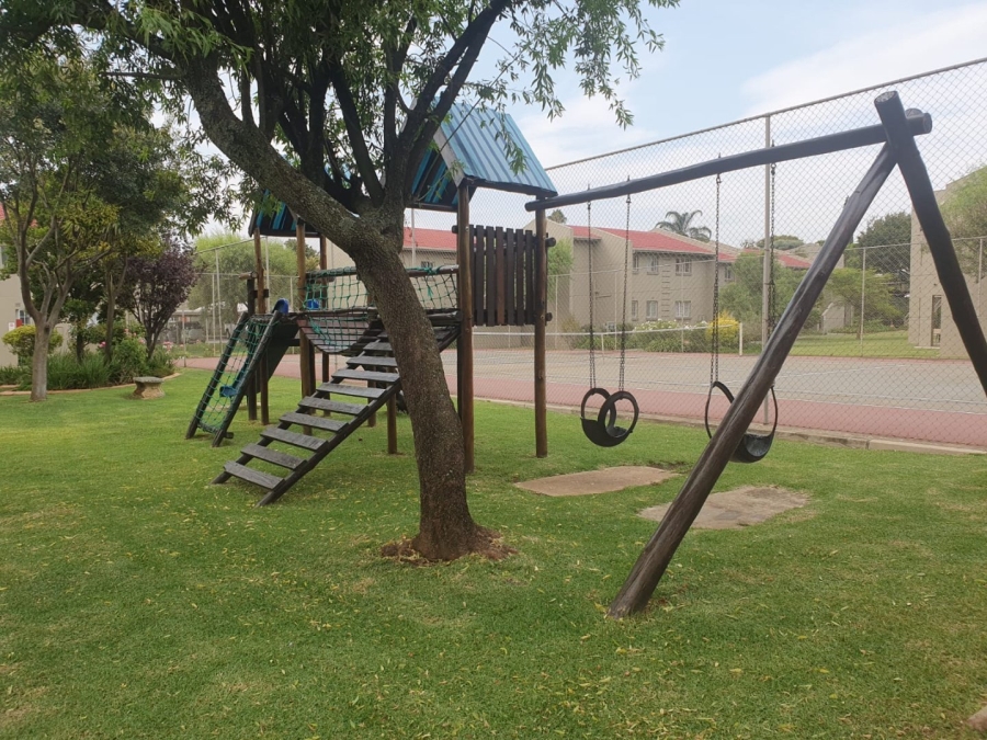 2 Bedroom Property for Sale in Eden Glen Gauteng
