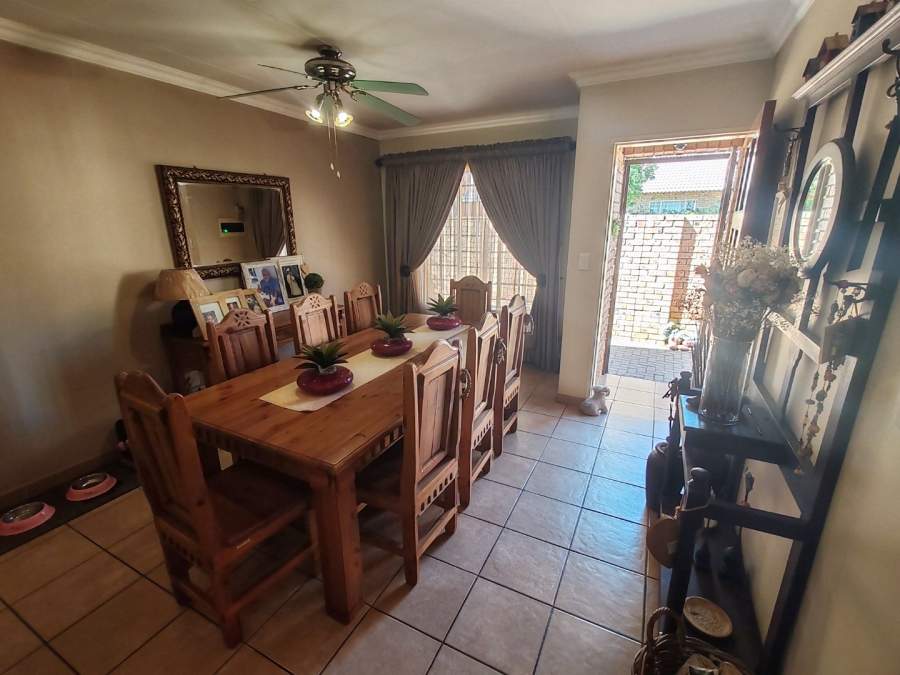 3 Bedroom Property for Sale in Annlin Gauteng