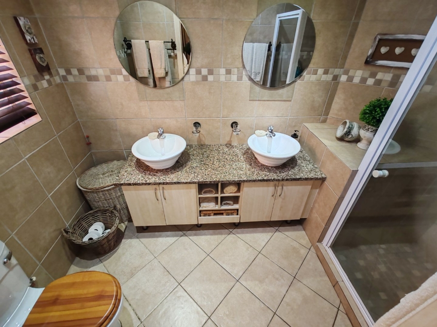 3 Bedroom Property for Sale in Annlin Gauteng