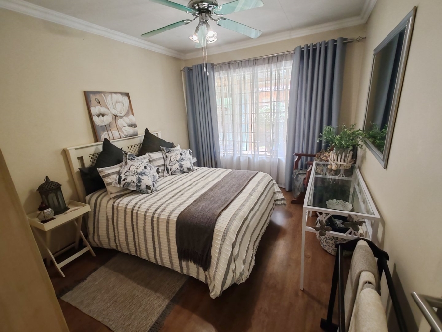 3 Bedroom Property for Sale in Annlin Gauteng