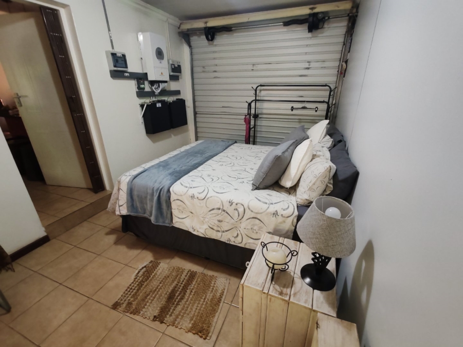 3 Bedroom Property for Sale in Annlin Gauteng