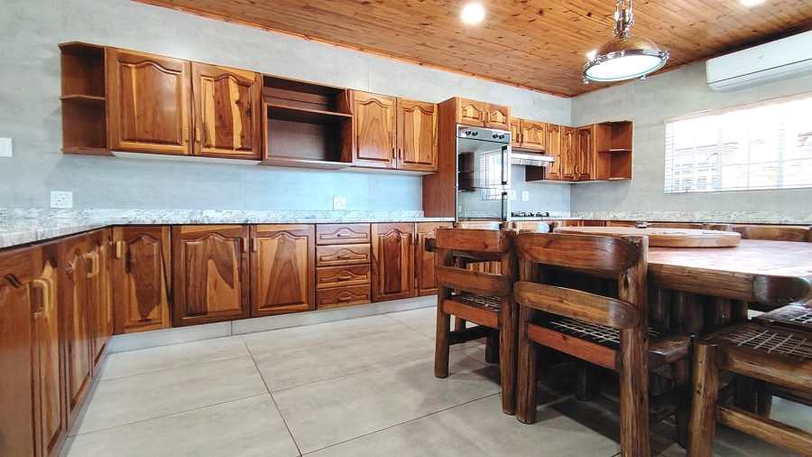 Commercial Property for Sale in Boltonwold Gauteng