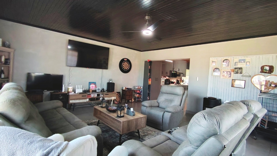 Commercial Property for Sale in Boltonwold Gauteng