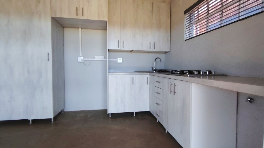 Commercial Property for Sale in Boltonwold Gauteng